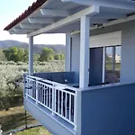 Marias فندق سارتي